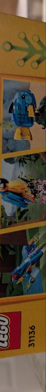LEGO Creator 3-in-1 #31136 Exotic Parrot - Picture 3 of 4